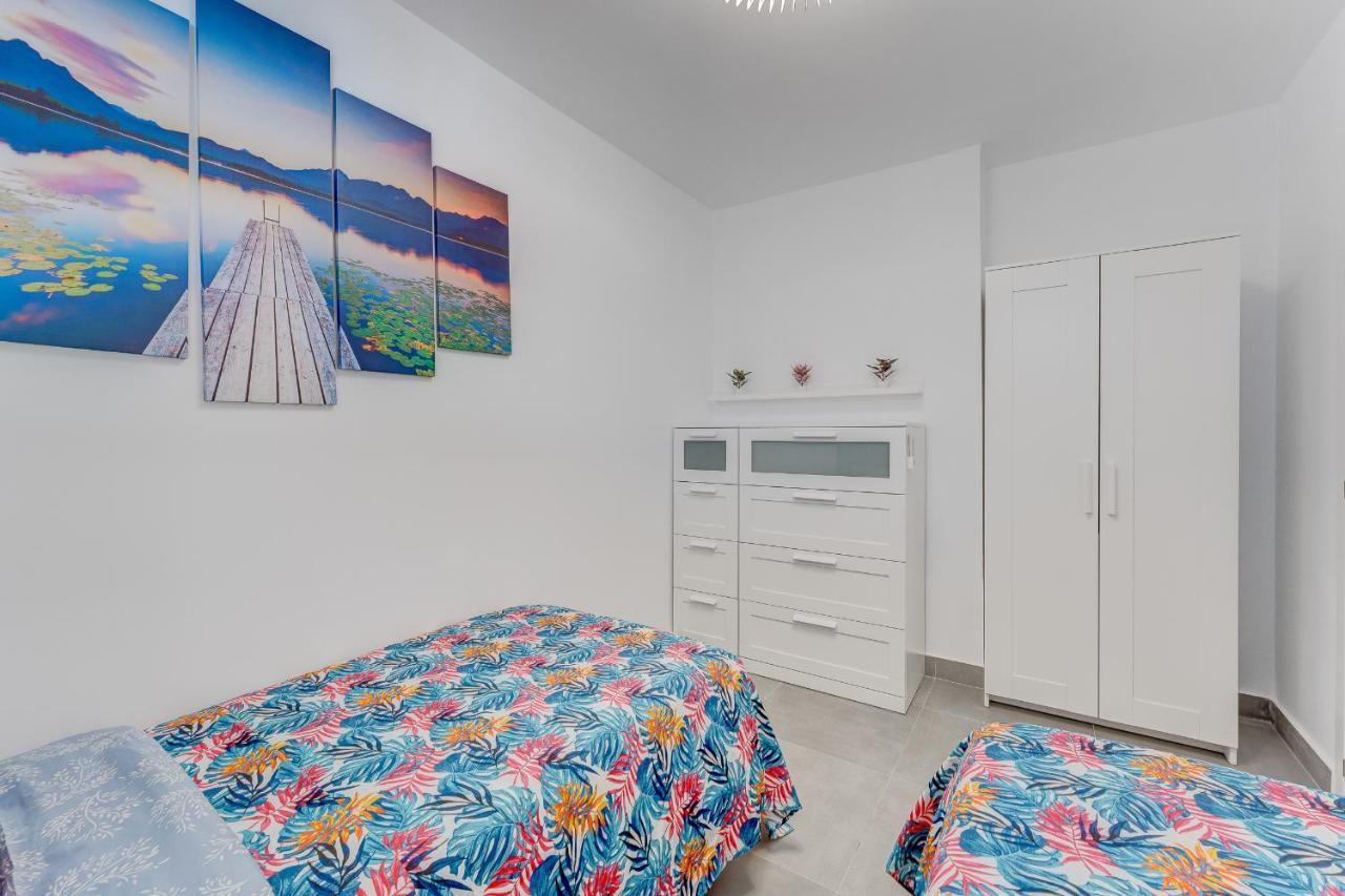 Loscristianos Luxury Aircon Sunny Aptm Sea View Арона Екстериор снимка